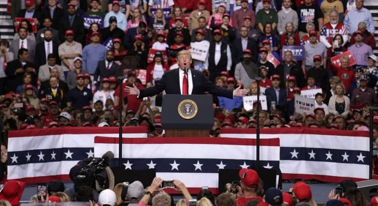 EMERGENZA CORONAVIRUS: Il Presidente Trump afferma che si può tornare alla normalità